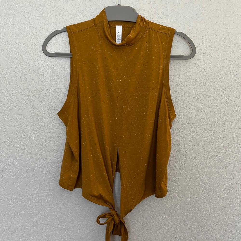 Lululemon wrap tank